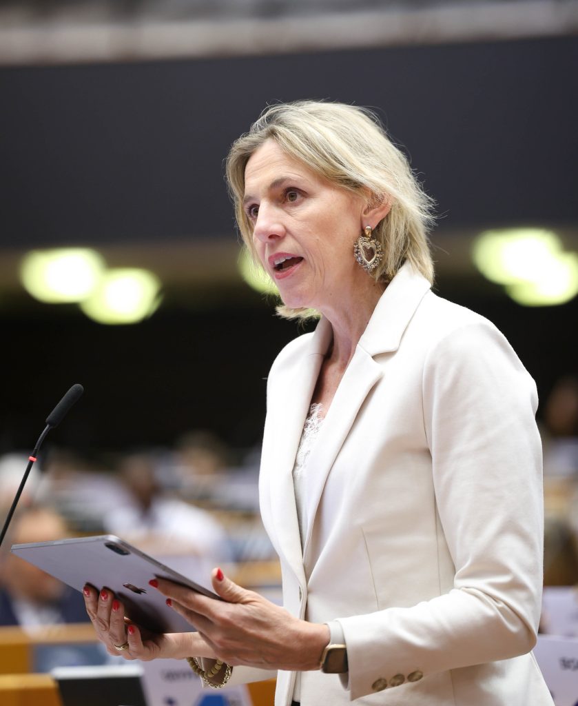Mirjam Sterk